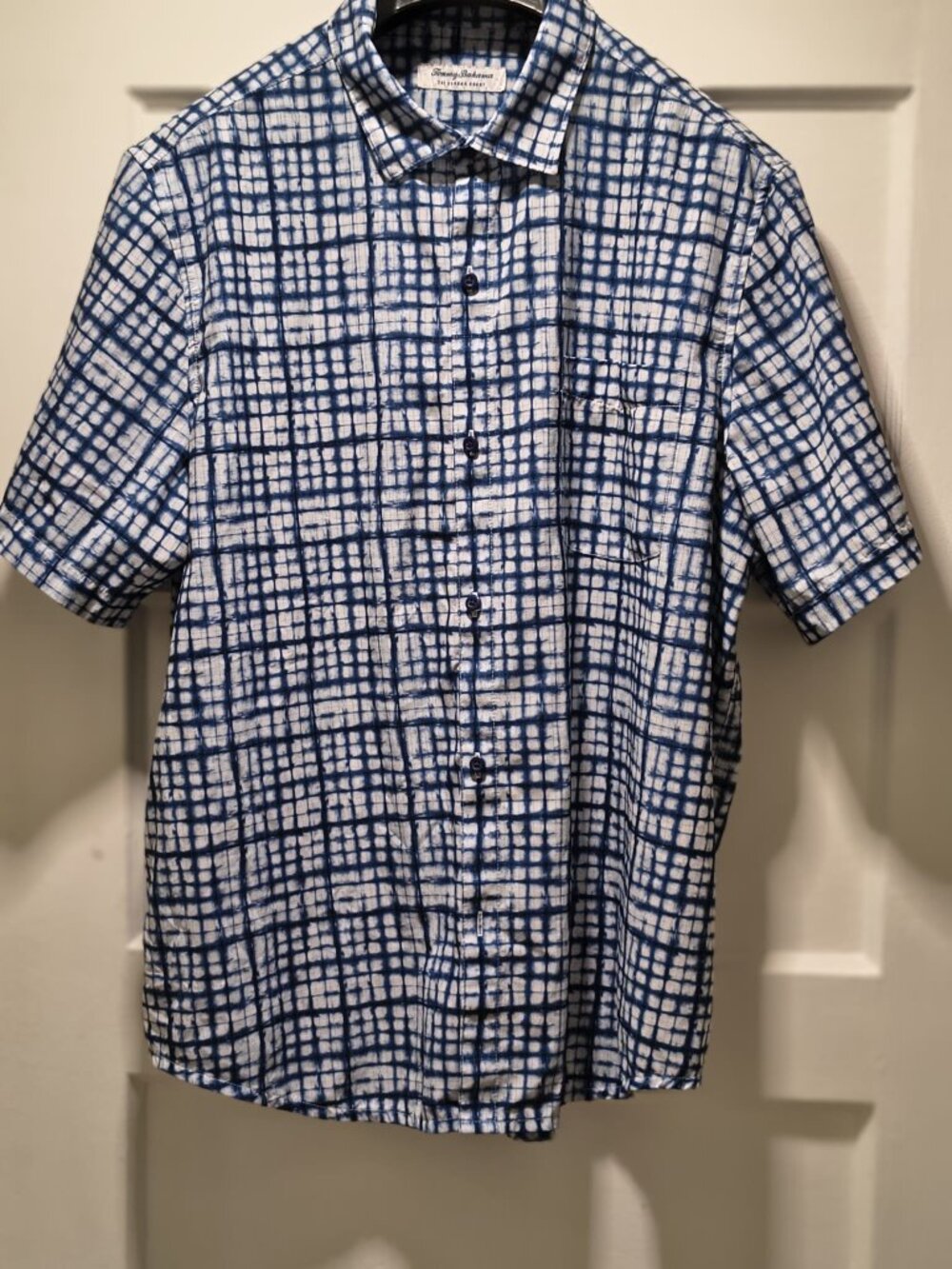 Tommy Bahamas shirt for men size XL